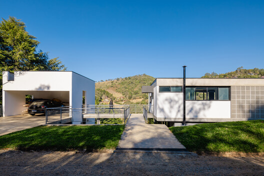 Casa SAP / Estúdio Brasileiro de Arquitetura + Ateliê AU - Fotografía exterior