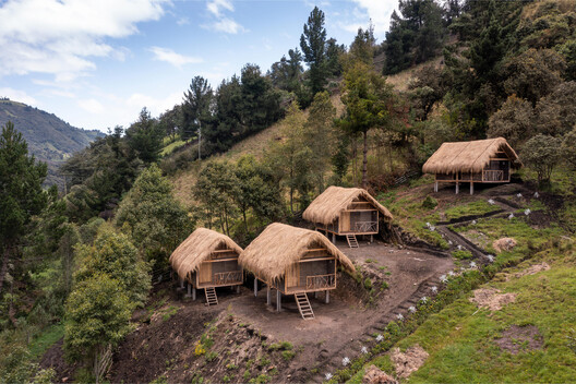 Módulos Habitacionales La Bocatoma / Cubbil studio Módulos Habitacionales La Bocatoma / Cubbil studio - Fotografía exterior
