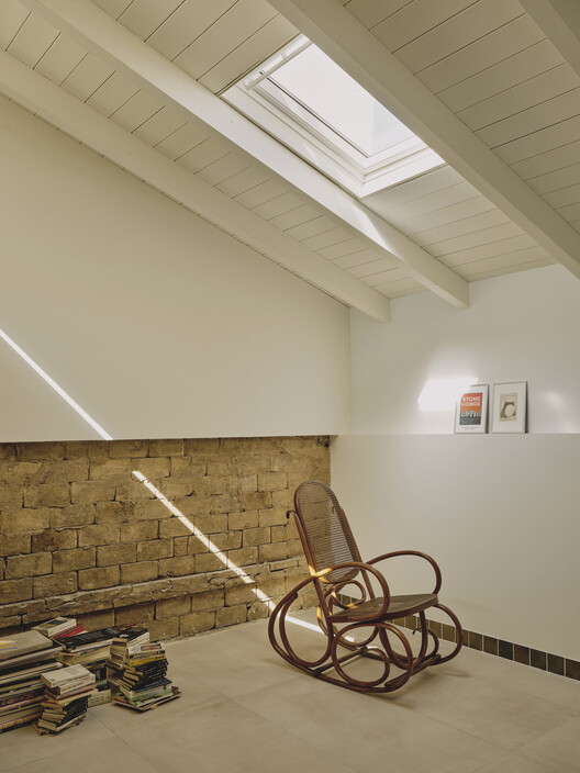 Casa Estels / ENDALT Arquitectes - Fotografía interior, Madera, Iluminación, Fijación Vigas