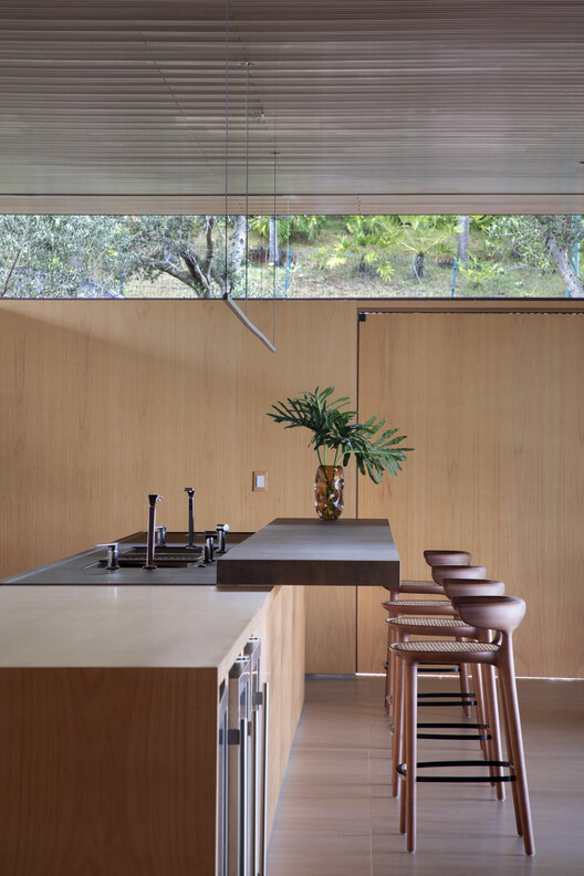 Casa Swiss / Studio Otto Felix - Fotografía de interiores, cocina, madera, encimeras