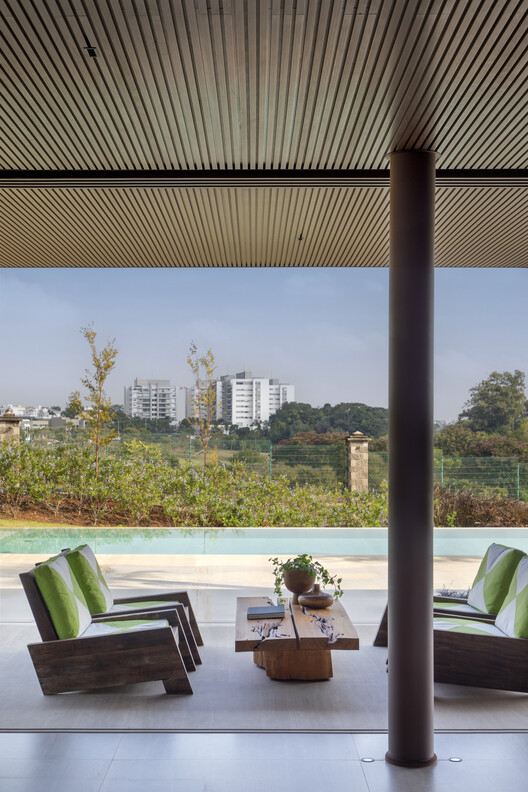 Casa Swiss / Studio Otto Felix - Fotografía interior, Madera, Terraza, Jardín, Sillas, Patio, Balcón