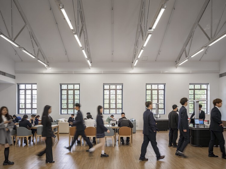 上海商学院漕宝路校区 / gmp Architects - 室内图, 椅子