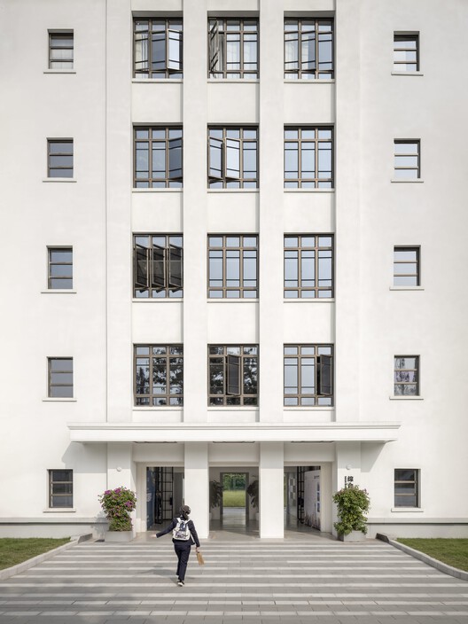 上海商学院漕宝路校区 / gmp Architects - 5 的图像 13