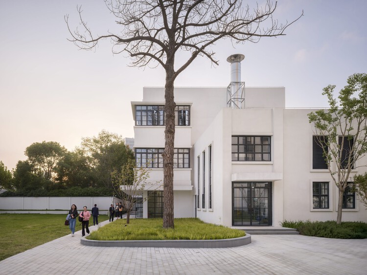 上海商学院漕宝路校区 / gmp Architects - 建筑图