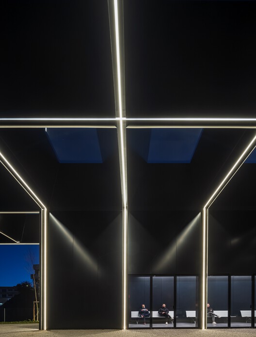 Centro intermodal de Lousada / spaceworkers Centro intermodal de Lousada / spaceworkers - Imagen 22 de 34