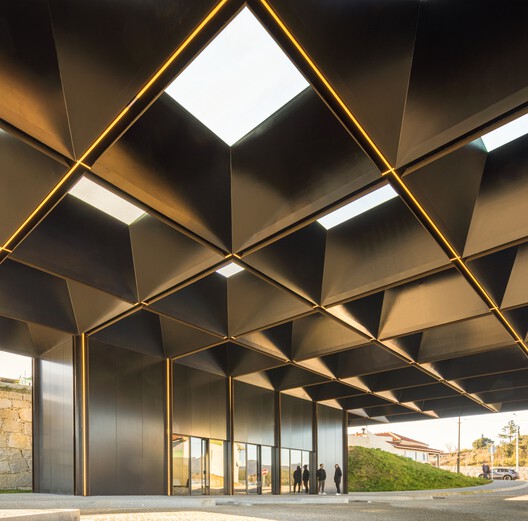 Centro intermodal de Lousada / spaceworkers Centro intermodal de Lousada / spaceworkers - Imagen 2 de 34