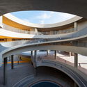 Weilong School / MENG YAN | URBANUS - Schools 
