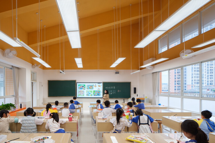 围屋学社 / 孟岩 | 都市实践 - 室内图, 厨房, 桌子, 椅子