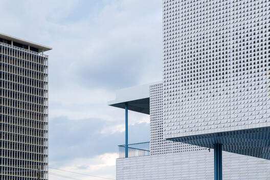 First Ismaili Center in the U.S., Designed by Farshid Moussavi Architecture, Opens in Houston - Image 19 of 22