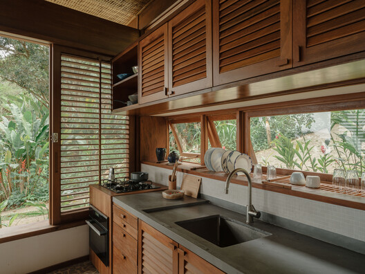 Casa da Figueira / Estúdio Lava - Fotografía interior, Cocina, Madera, Encimera, Fijación Vigas