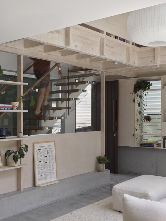 Tighty Whitey House / Maytree Studios Tighty Whitey House / Maytree Studios - Interior Photography, Wood, Stairs, Lighting, Shelving