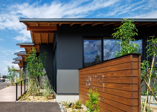 Clínica infantil Omura / Design Associates Nakamura - Fotografía exterior