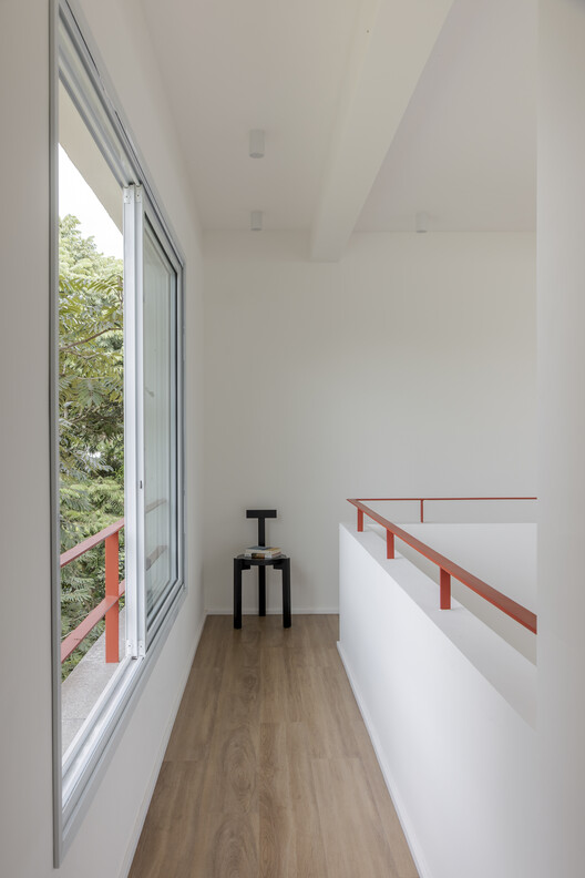 Casa Bosque  / RAWI Arquitetura + Design - Fotografía interior, Madera, Barandas