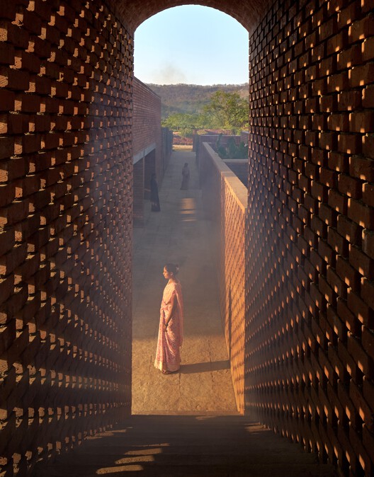 Club comunitario The STREET / Studio VDGA - Fotografía exterior