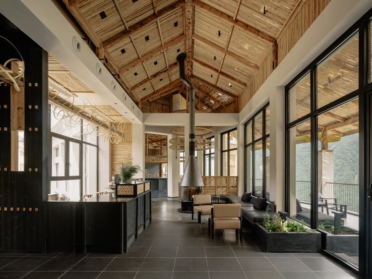 重庆云叠室庐精品酒店 / 如莫空间设计 - 室内图, 木头, 椅子, 梁