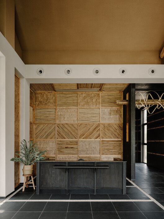 重庆云叠室庐精品酒店 / 如莫空间设计 - 室内图, 厨房, 木头, 灯