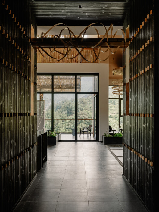 重庆云叠室庐精品酒店 / 如莫空间设计 - 室内图, 木头, 玻璃, 椅子