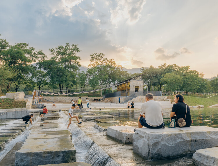 Gran portada/MLA+ - Fotografía de exteriores