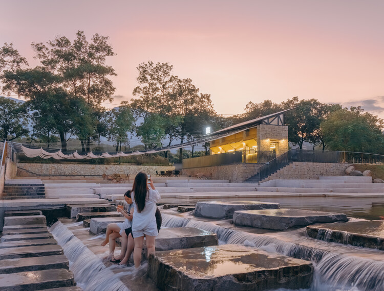 Gran portada/MLA+ - Fotografía de exteriores