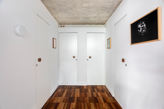 Projeto Fonte da Saudade / Bric Arquitetura | Portillo e Pantoja - Fotografia de Interiores, Madeira, Porta