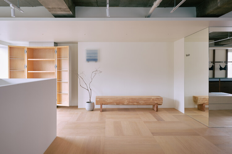 维丽诗安国旗舰店 / Studio Tama - 更多图片