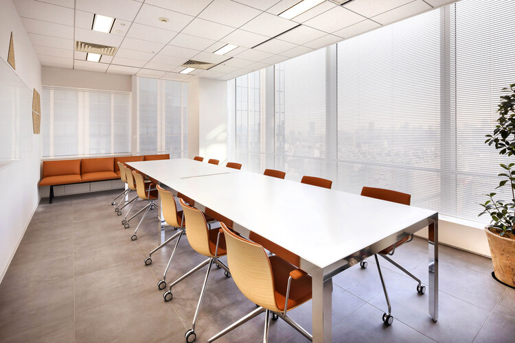 Light, Material, Reaction: How Active Surfaces® Transform Cybernet Systems’ Tokyo Headquarters - Image 8 of 8