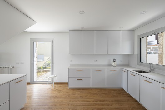 House in Mesão Frio / felixARQS - Daniel félix Arquitectos - Interior Photography, Kitchen, Countertop, Wood, Sink