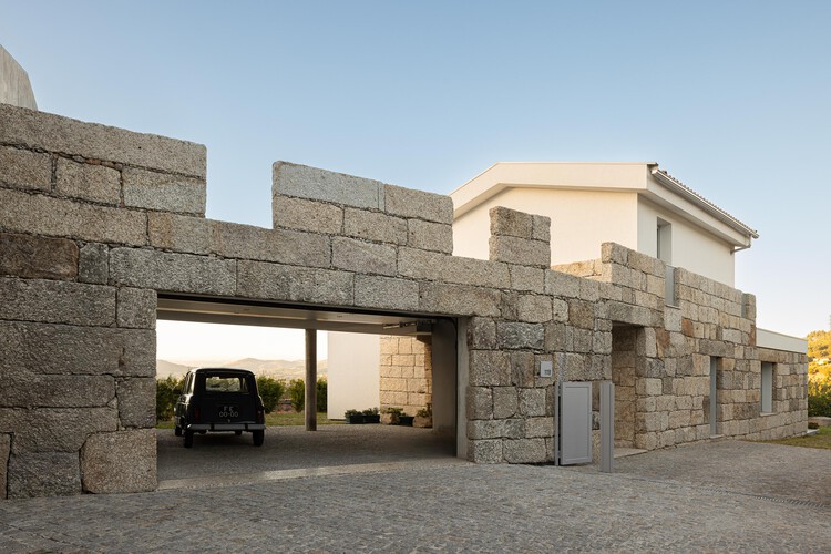 House in Mesão Frio / felixARQS - Daniel félix Arquitectos - More Images