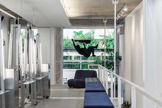 Salão de Beleza Cubo  / FUTURA ESTUDIO - Imagem 2 de 45