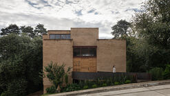 Casa La Sierra / Valdezarqs