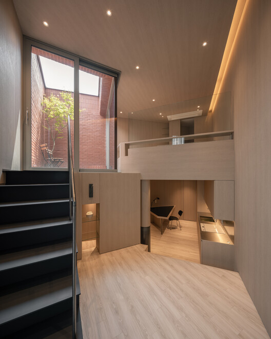 Arquitectura Estratificada / Atelier ITCH - Fotografía de Interiores, Madera, Escaleras