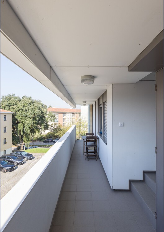 Reabilitação dos edifícios do Bairro do Cerco do Porto / Virgínio Moutinho Arquitectos + José Gigante Arquitecto - Imagem 3 de 34