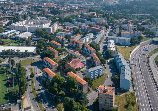 Reabilitação dos edifícios do Bairro do Cerco do Porto / Virgínio Moutinho Arquitectos + José Gigante Arquitecto - Fotografia de Exterior