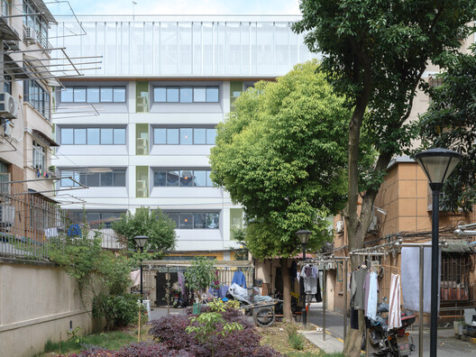上海普陀区武宁中学异地改扩建项目 / 阿科米星建筑设计事务所 上海普陀区武宁中学异地改扩建项目 / 阿科米星建筑设计事务所 - 建筑图, 视窗, 阳台