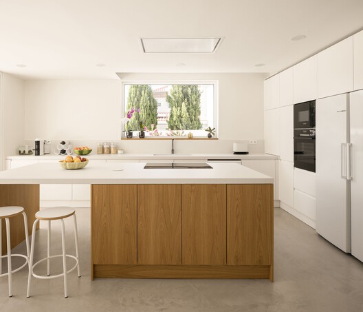 Casa da Verdizela / Estúdio AMATAM - Fotografia de Interiores, Cozinha, Madeira, Bancada, Pia