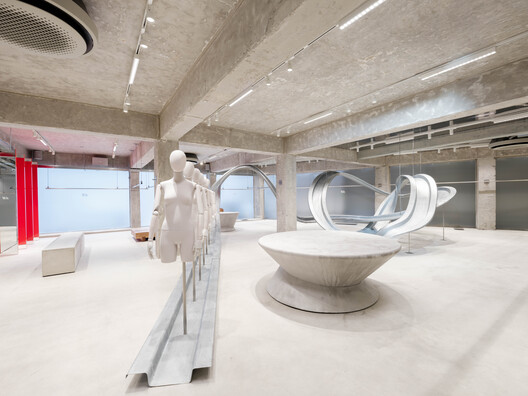 H&M 首尔圣水洞 / SKYnoa H&M 首尔圣水洞 / SKYnoa - 9 的图像 29