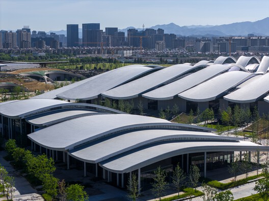 Anji International Convention and Exhibition Center / FRI + Tus-Design