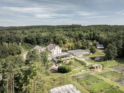 Premios de Arquitectura Ammodo 2025: se anuncian los 26 proyectos galardonados por su diseño social y ecológicamente responsable - Imagen 22 de 26