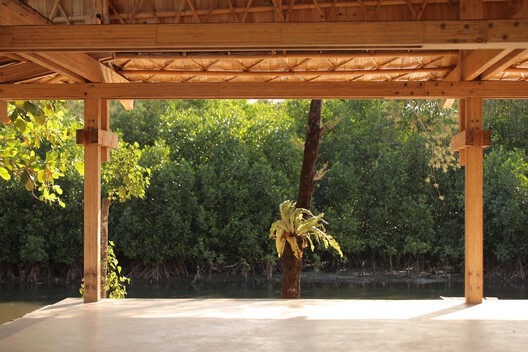 Pabellón BaleBio / Cave Urban Pabellón BaleBio / Cave Urban - Imagen 9 de 32