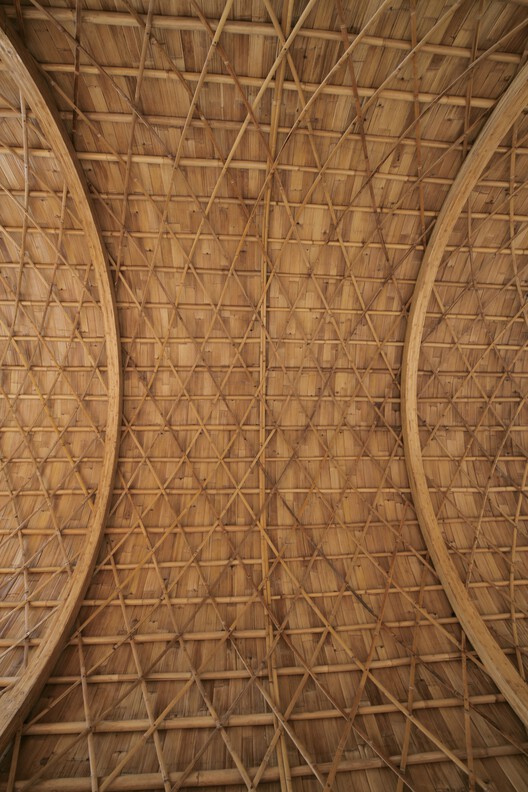 Pabellón BaleBio / Cave Urban Pabellón BaleBio / Cave Urban - Imagen 12 de 32