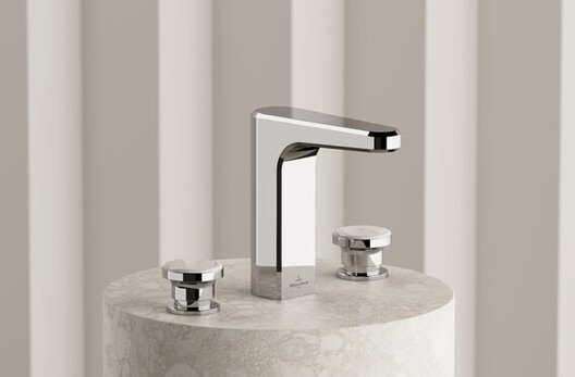 How Can Subtle Design Transform the Bathroom Experience? - Image 5 of 11