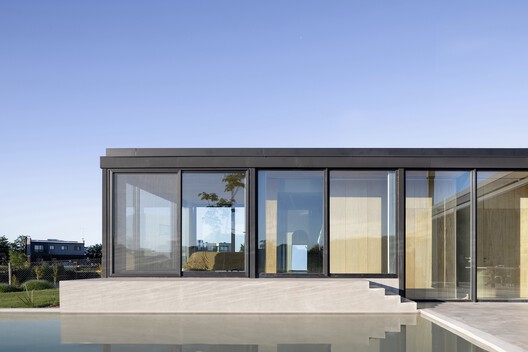 Casa en Escobar / Pedro Ignacio Yáñez + Norberto Nenninger + Paola Salaberri - Imagen 9 de 26