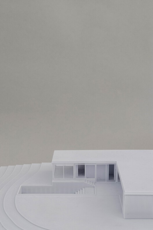 Casa en Escobar / Pedro Ignacio Yáñez + Norberto Nenninger + Paola Salaberri - Imagen 25 de 26