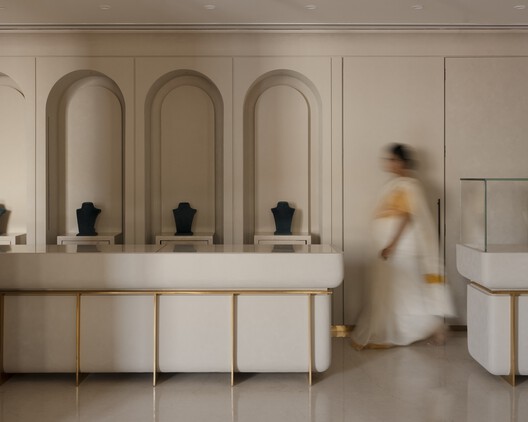 印度珠宝店 Fluted Volume / Studio UF+O - 室内图, 玻璃