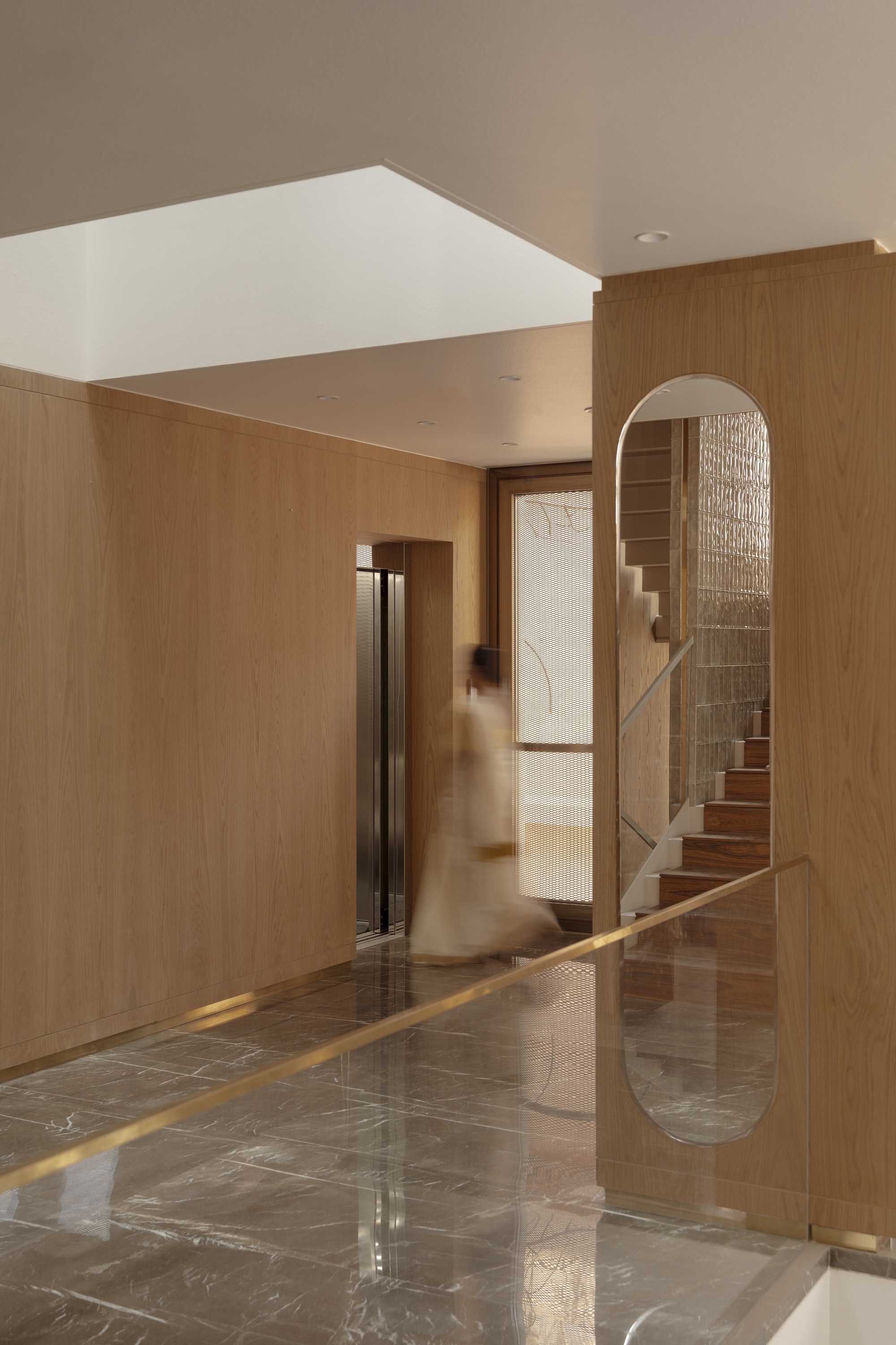 Gallery of Fluted Volume / Studio UF+O - 15