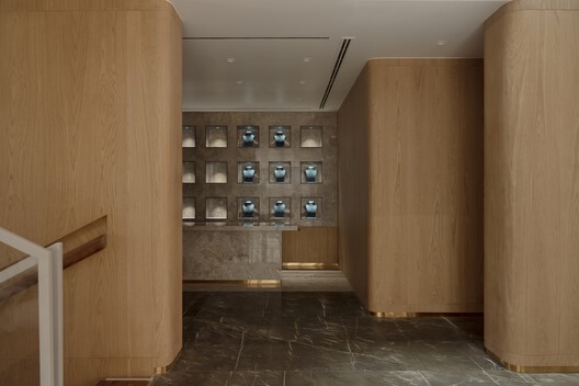 印度珠宝店 Fluted Volume / Studio UF+O - 室内图, 木头, 玻璃