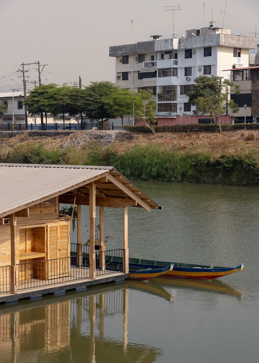 El Barrio Flotante de las Balsas / Natura Futura El Barrio Flotante de las Balsas / Natura Futura - Imagen 16 de 44