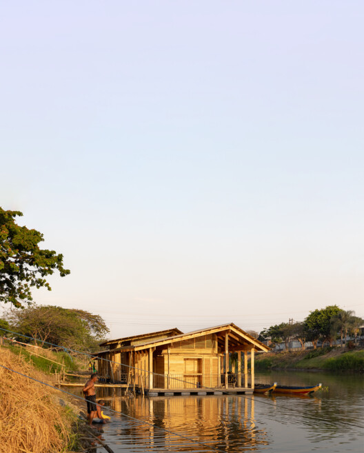 Comunidad Flotante en Balsa / Natura Futura - Imagen 14 de 44