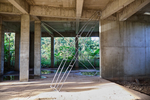 Limbo Museum Opens Its Debut Exhibition Within an Unfinished Brutalist Building in Ghana, West Africa - Image 4 of 25