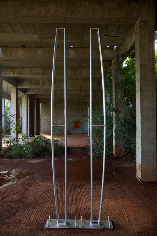 Limbo Museum Opens Its Debut Exhibition Within an Unfinished Brutalist Building in Ghana, West Africa - Image 14 of 25